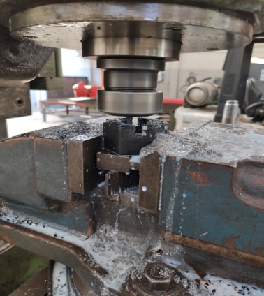 MAQUINADO DE PERNOS PARA BRIDA DE PROPULSIÓN